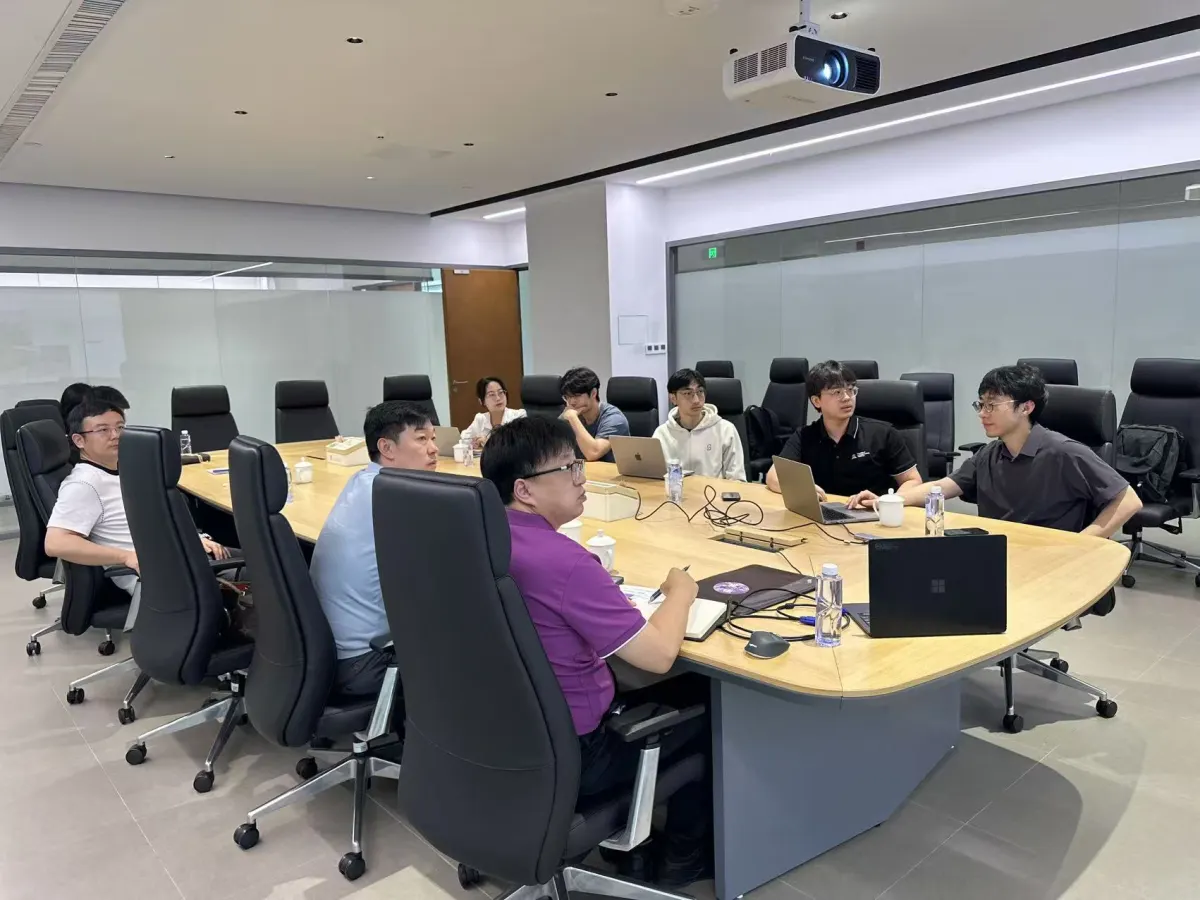 FrontMind Team Seminar